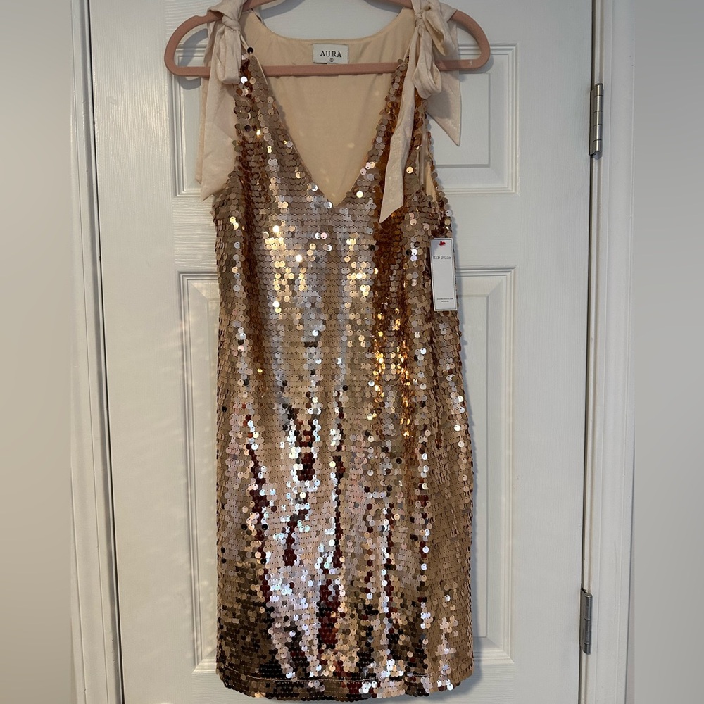 Women’s dress